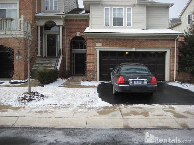 1st image of 37597 Newburgh Park Cir