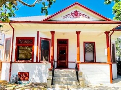 2115 Portland St, Los Angeles, CA, 90007