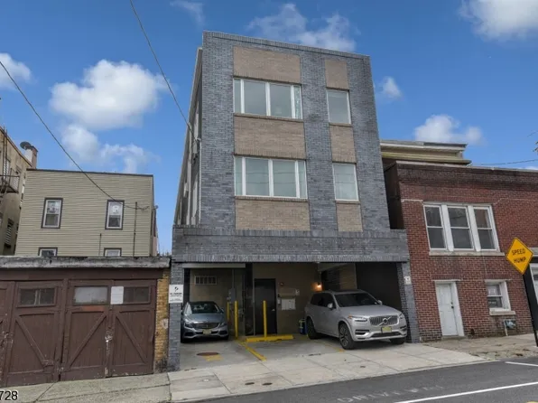 415 19Th St #101, Union City, NJ 07087