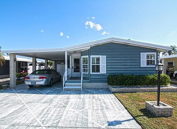 3rd image of 109 Oceans Blvd #109