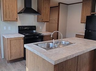 321 6th Ter, Ferrelview, MO 64163