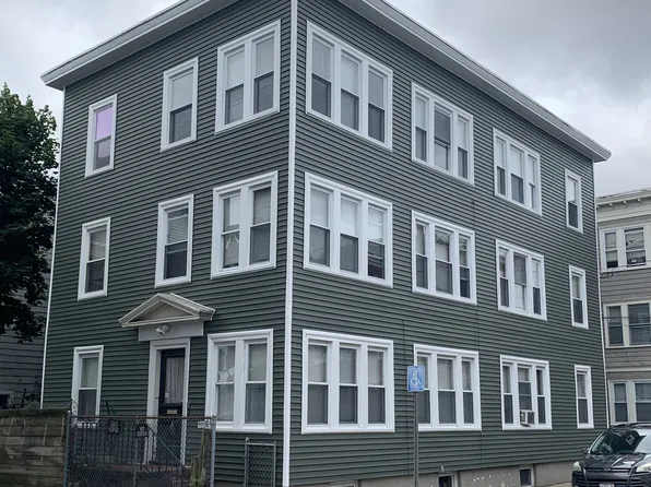 18 Hanover Cir #3, Lynn, MA 01902