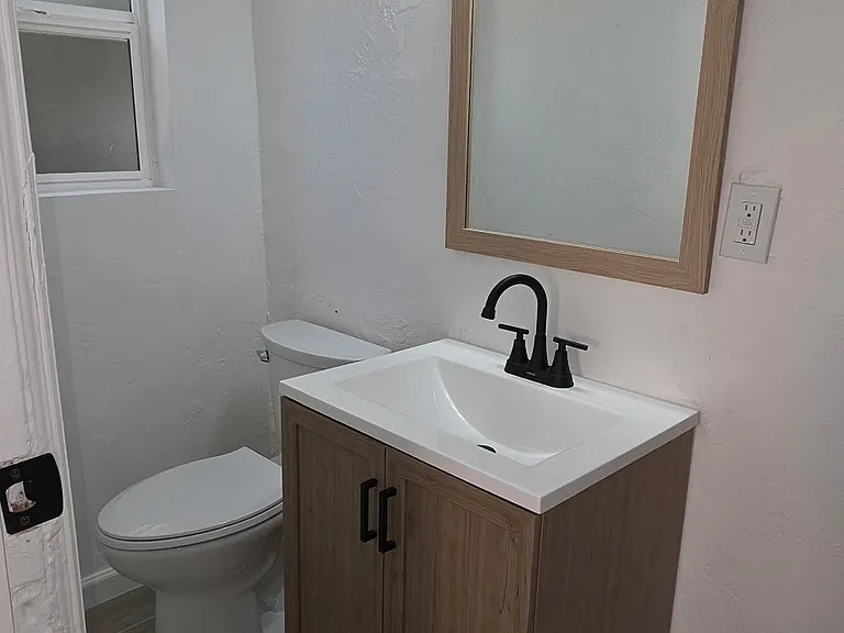 2614 N Balboa Ave #3 — Photo 8