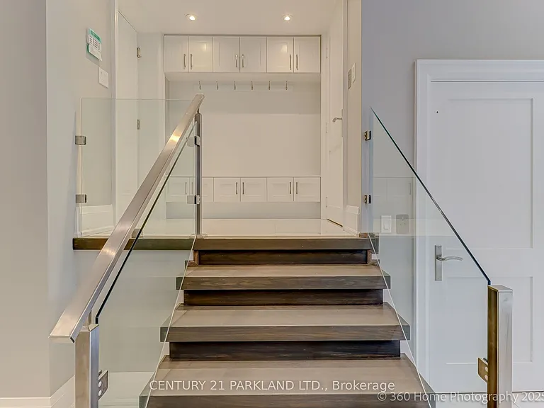 311 Churchill Ave — Photo 43