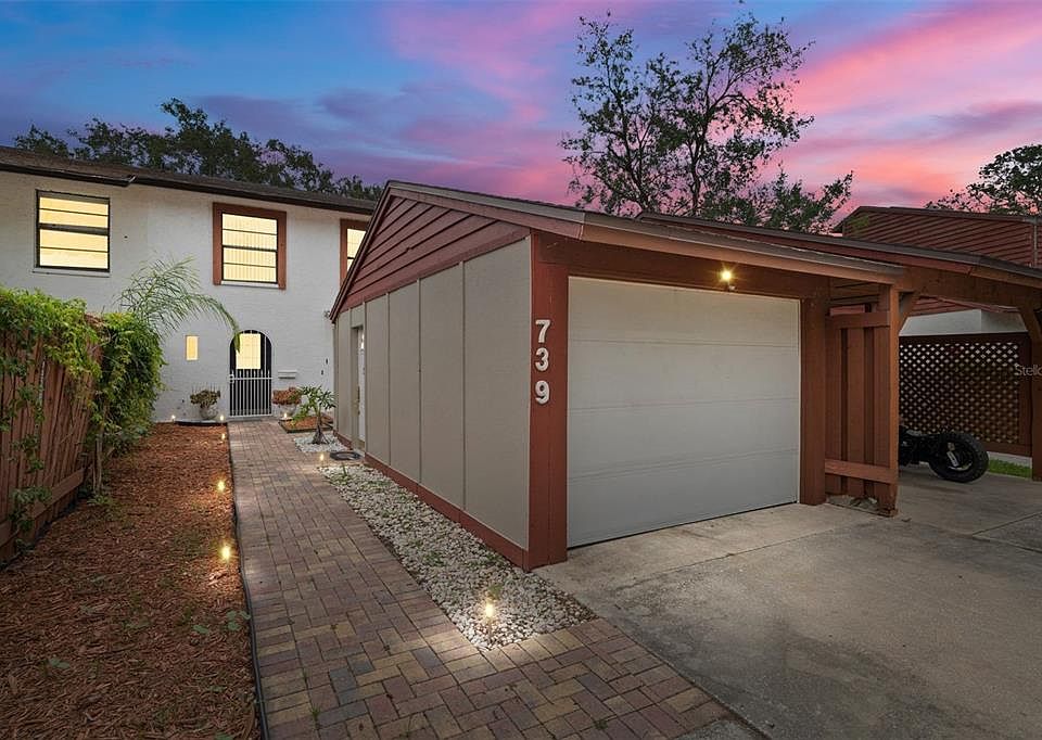 1st image of 739 FAIRWOOD LANE