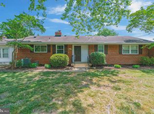 5829 Lebanon Rd, Alexandria, VA 22310