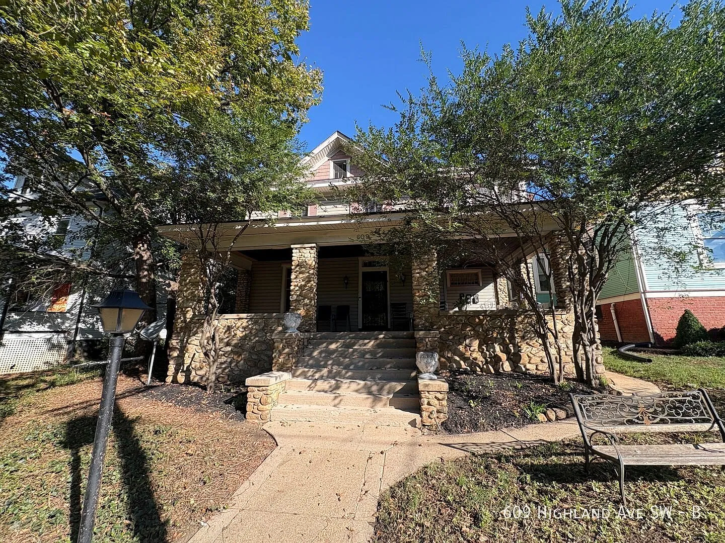 1 Bedroom 1 Bath Apartment Ready For You! — Photo 1