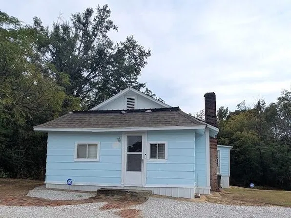 223 School Ln, Baldwyn, MS 38824