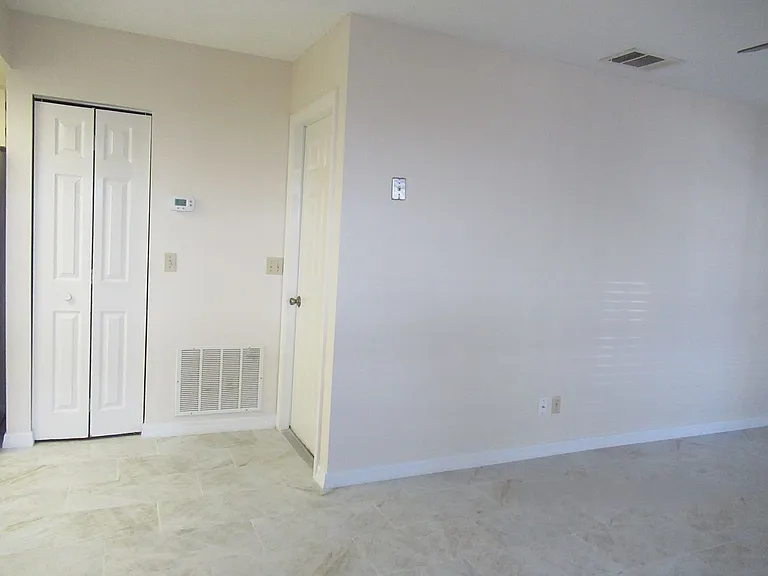 127 Sunnyside Dr — Photo 11