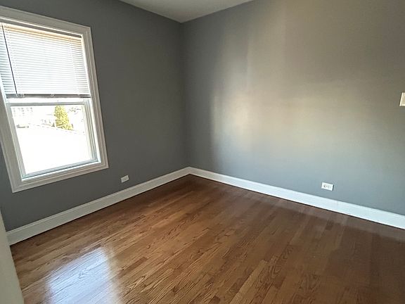 4th image of 5851 W Eastwood Ave Floor 2