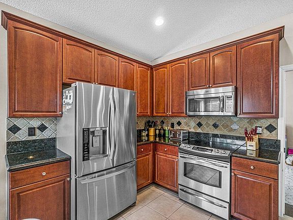 4th image of 9317 Cove Point Circle