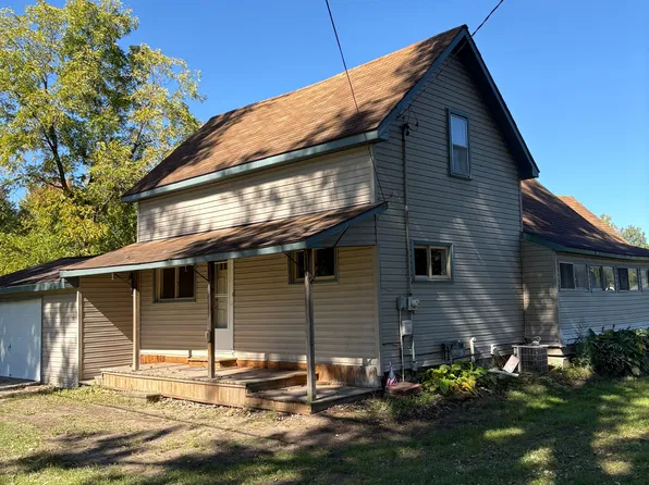 1164 Chesaning Rd, Montrose, MI 48457