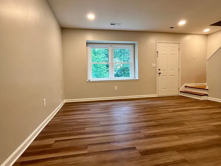 1170 Pine Haven Ct — Photo 1