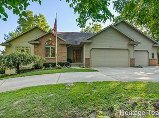 760 Jackson St SW, Grandville, MI 49418
