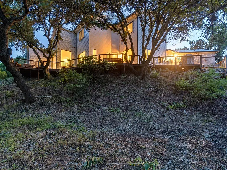 2102 Paisano Rd — Photo 12