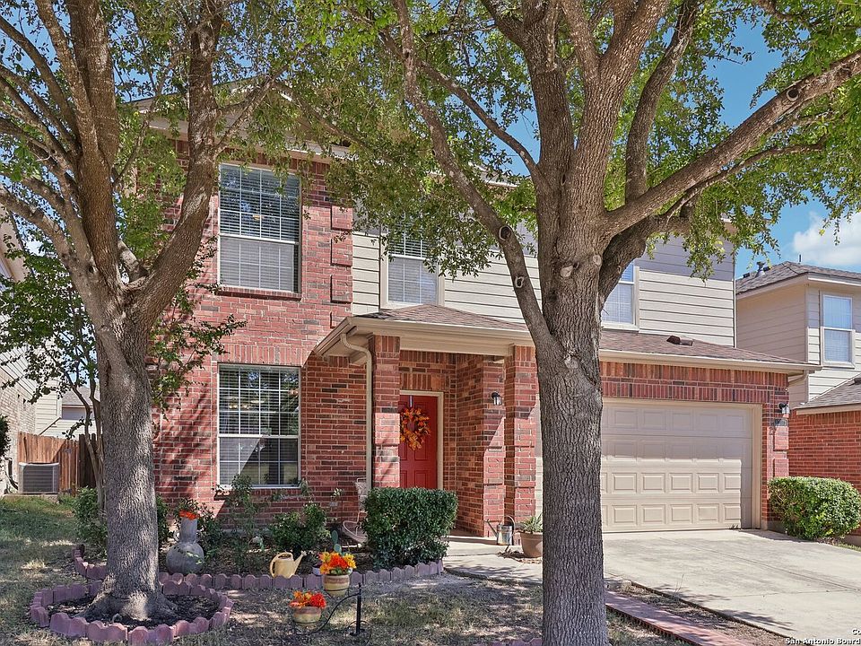 1st image of 12171 Dawson Circle