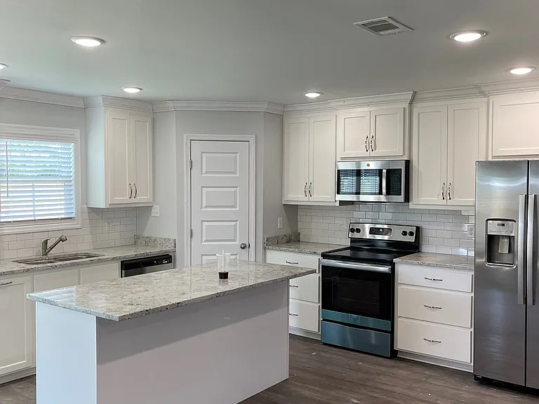 3601 Deidra Miller Cir — Photo 5