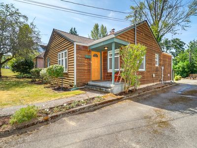 11205 Lakeridge Dr S, Seattle, WA, 98178