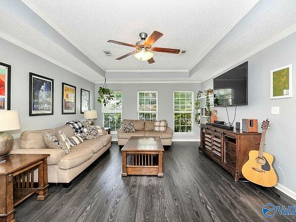 5th image of 2525 Marjorie Ln SW