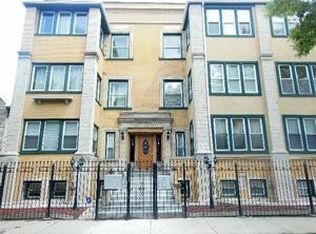 4825 S Prairie Ave APT 3, Chicago, IL 60615
