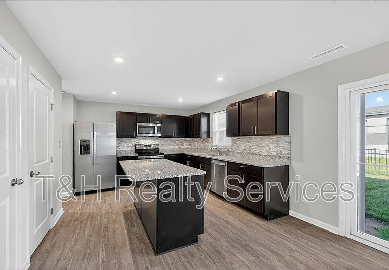 40 N Fairfield Dr — Photo 18