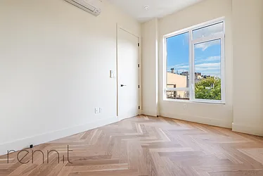 Rented by Rennit Inc.