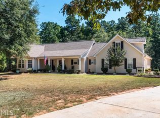 140 Ewing Dr, Social Circle, GA
