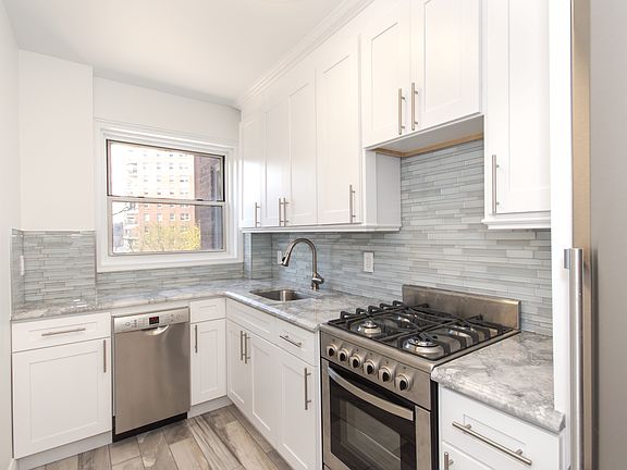 5th image of 750 Kappock St APT 314