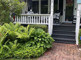 127 Moffet Ave, Chardon, OH 44024