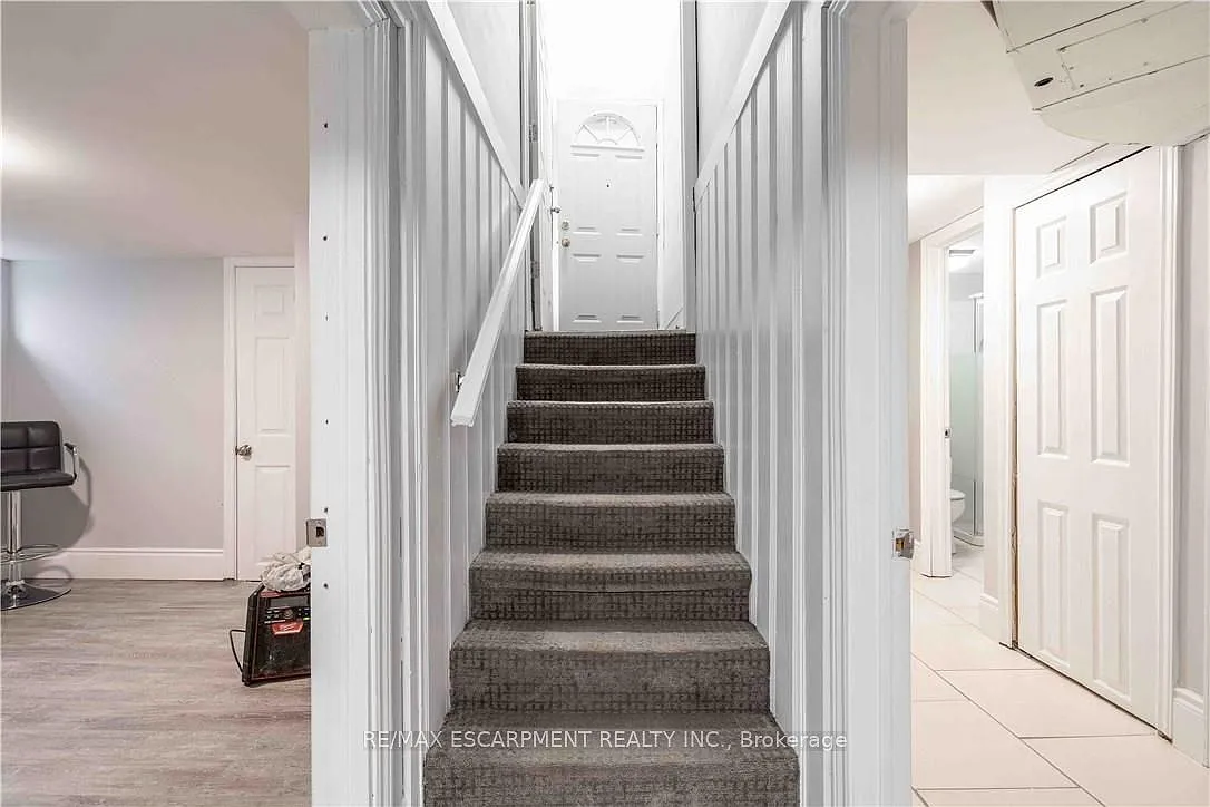 1 bed, $1,800 — Photo 3