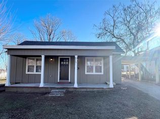 817 S 5th St, Chickasha, OK 73018