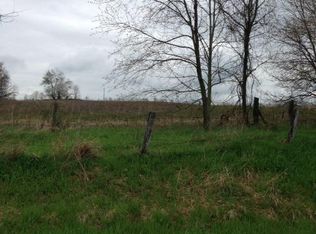 Stanwood St SW, Navarre, OH 44662