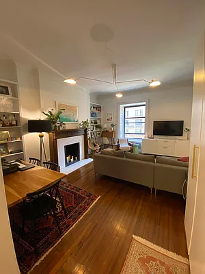 Rented by ONE Manhattan Real Estate | media 9