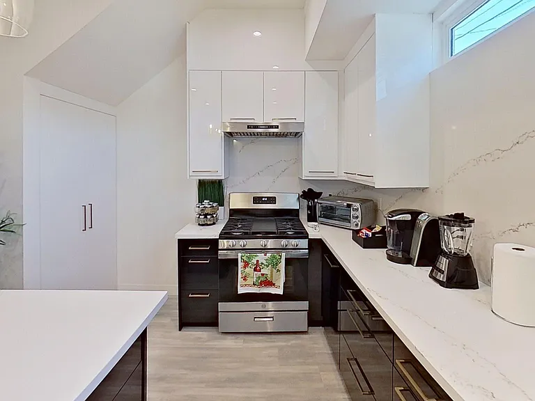 6337 Agnes Ave — Photo 17