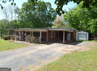 202 Burton Dr, Calhoun, GA 30701