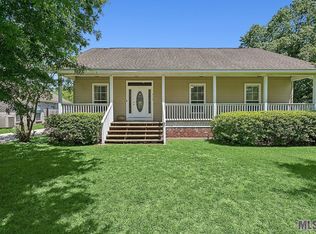 818 Melville St, Denham Springs, LA 70726