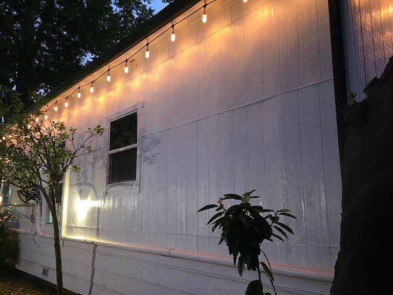 619 Oak St — Photo 1