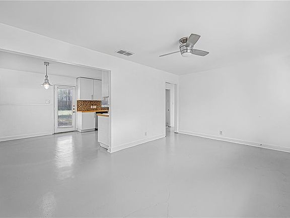 4th image of 3705 Tower View Ct