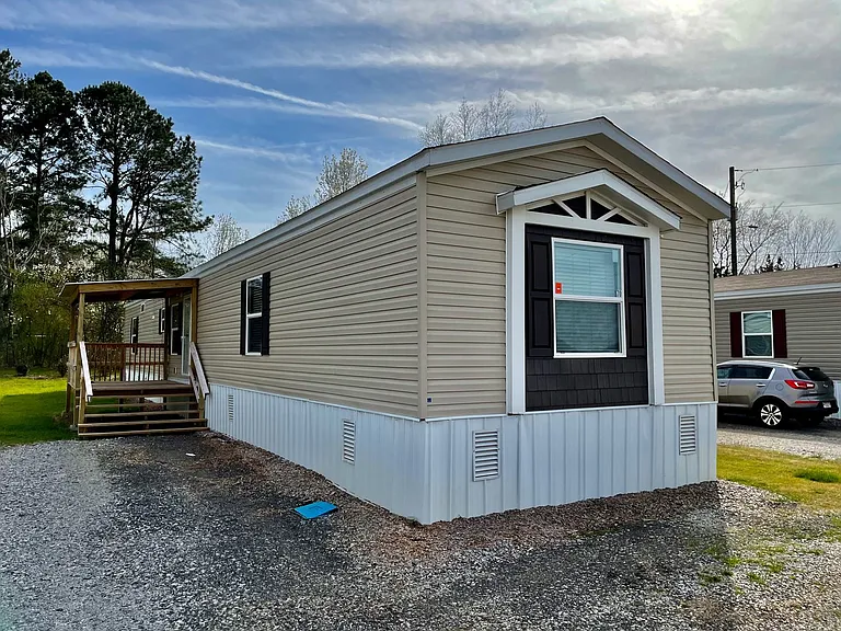 1007 Alexandria Rd SW #70 — Photo 2