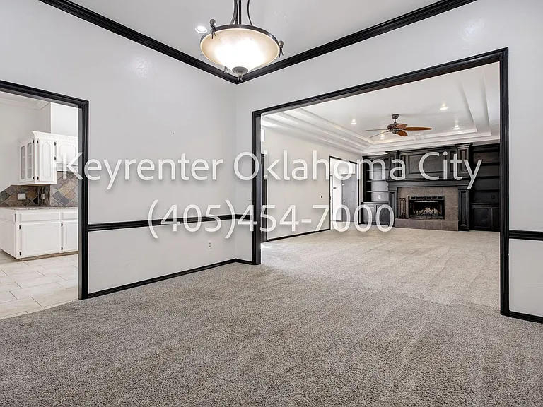 12100 Blueway Ave — Photo 16