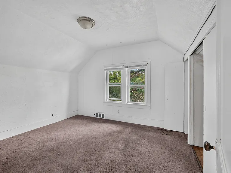 6608 Westpoint St — Photo 11