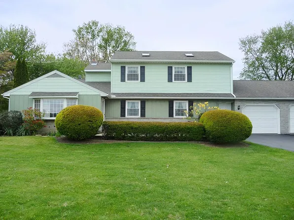 160 Forest Hill Rd, Leola, PA 17540