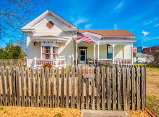 224 E Horne St, Clayton, NC 27520