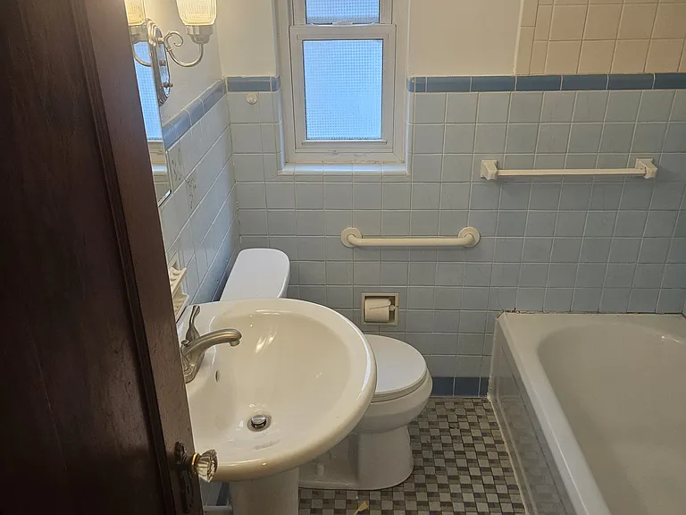 4119 West Ct — Photo 8