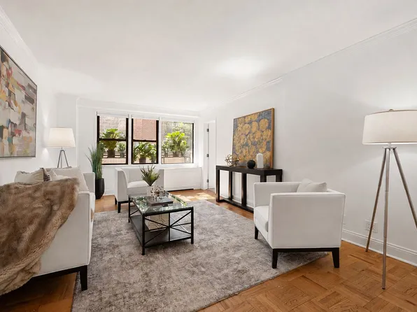 201 E 21st St #2FG, New York, NY 10010
