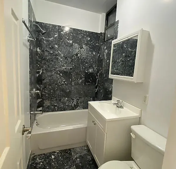 452 W 57th St #3W — Photo 11