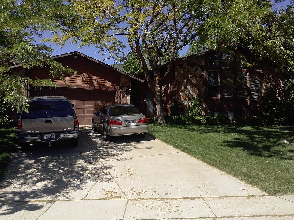 2nd image of 1533 E Harvey Rd