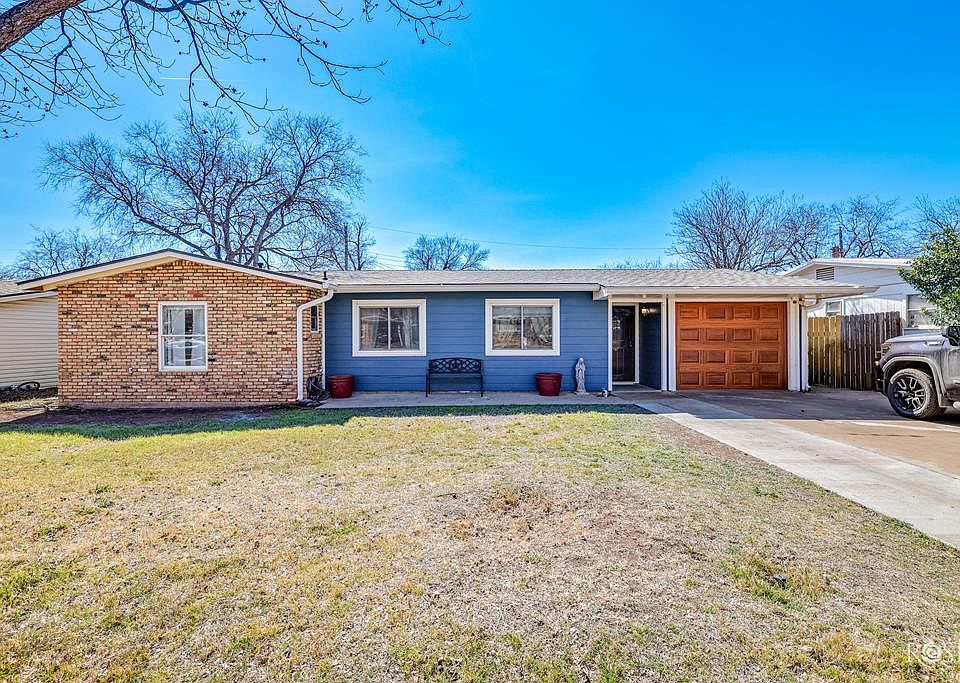 1st image of 3313 Stanford Dr