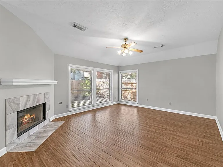 16414 Dawncrest Way — Photo 10