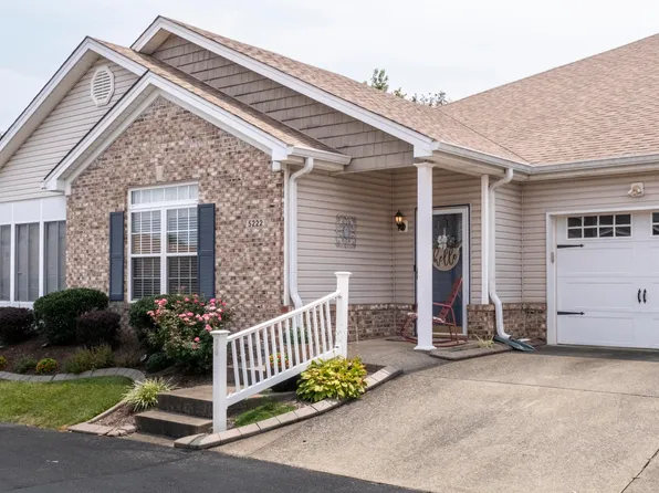 5222 Savannah Springs Dr, Louisville, KY 40219